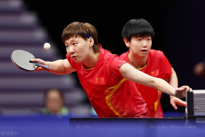 视野广阔的 视野广阔的