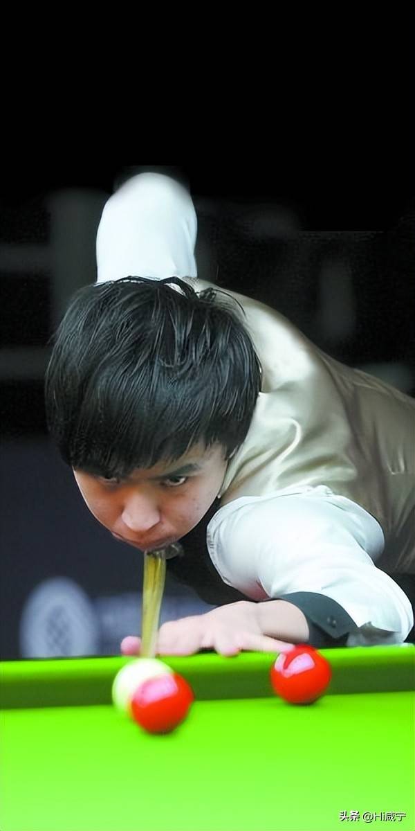 体育产业正 体育产业正