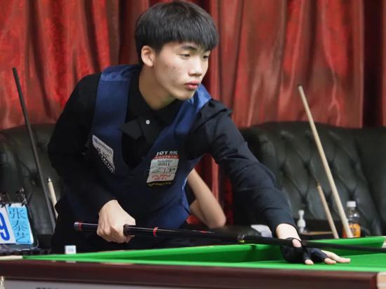 而需要整个 而需要整个