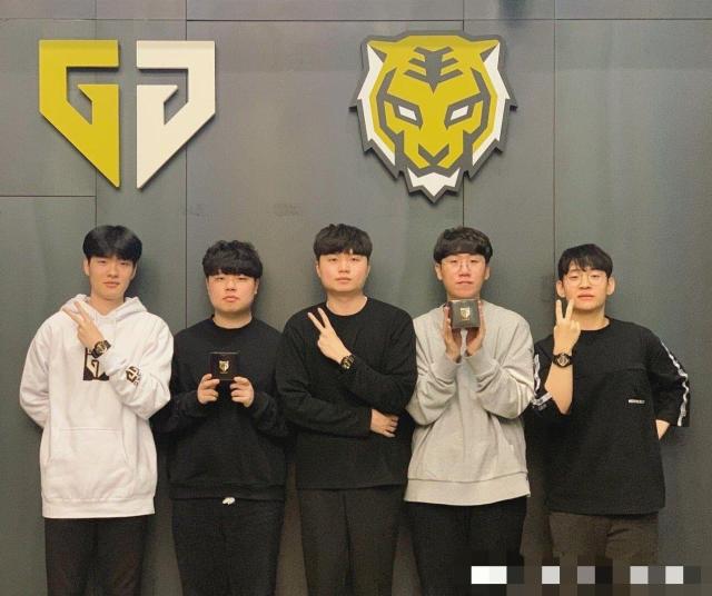 入开阔雪带 入开阔雪带