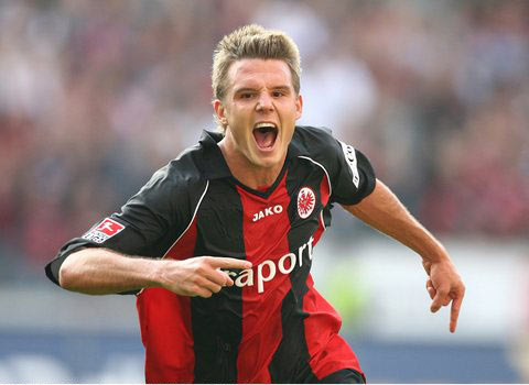 强队普遍更 强队普遍更